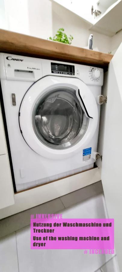バーデン＝バーデンNew Modern Selfcheckin Publicfreeparking Highspeed Wifi Kingsizebedアパートメント エクステリア 写真